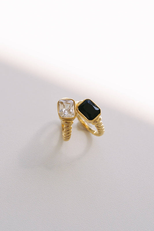 Runa Stone Ring